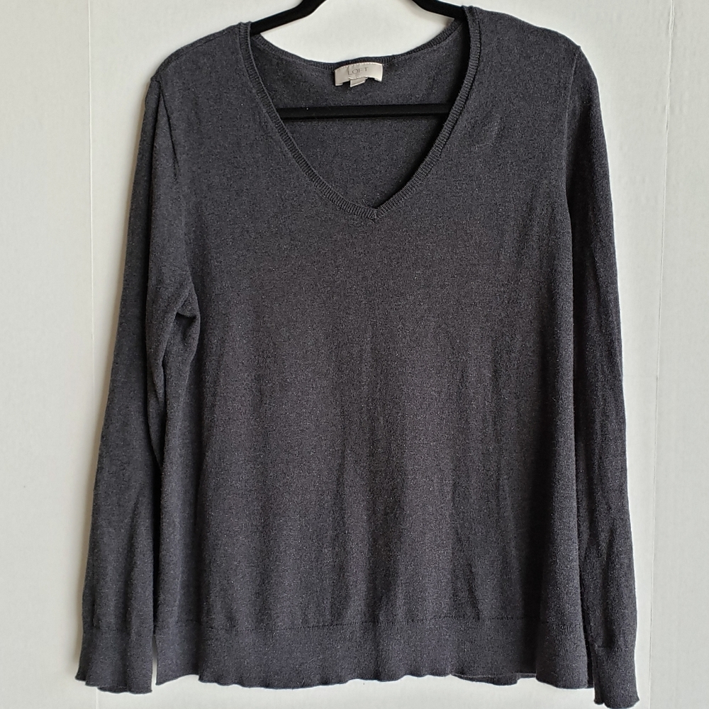 💥LOFT V-neck Sweater Size XL